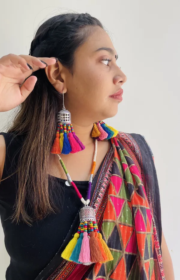 Jhankaat__-_Earrings_(one_pair)