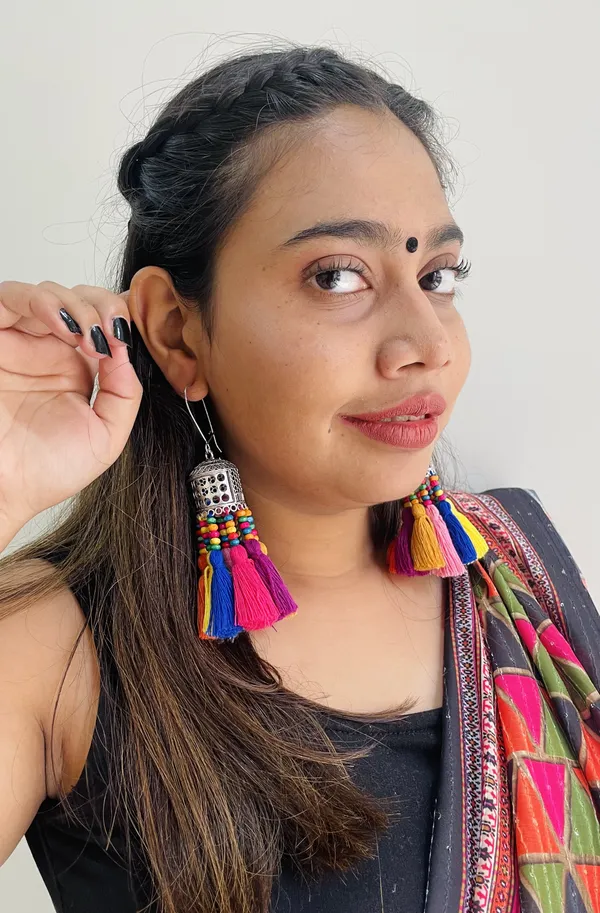 Jhankaat__-_Earrings_(one_pair)