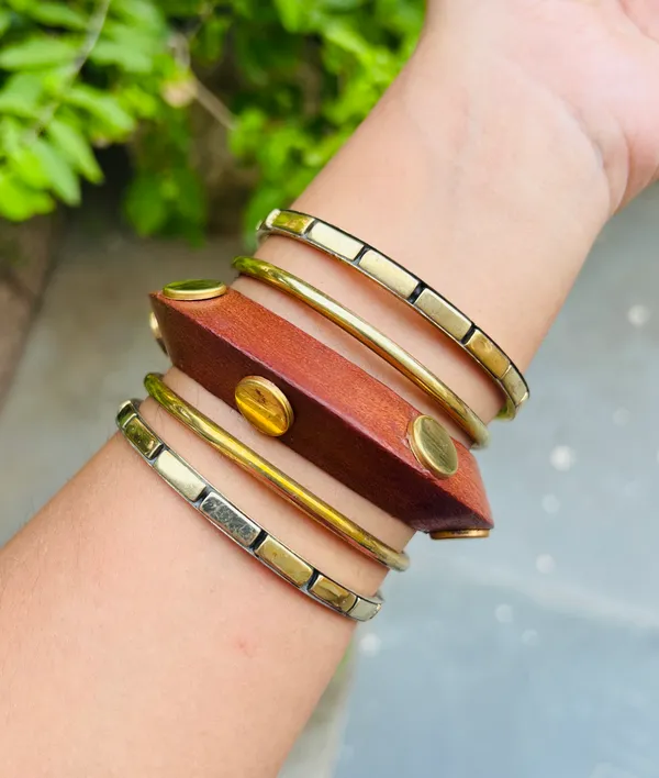 Lia_-_Wooden_Bangle_(Stack_of_5_bangles)