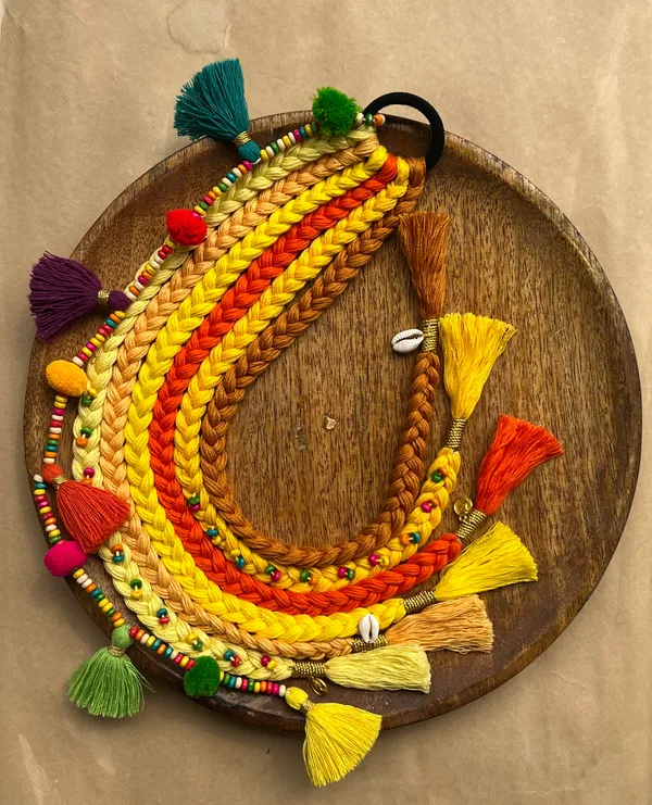 Mom_&_daughter_HairStrings_Combo_(Yellow)