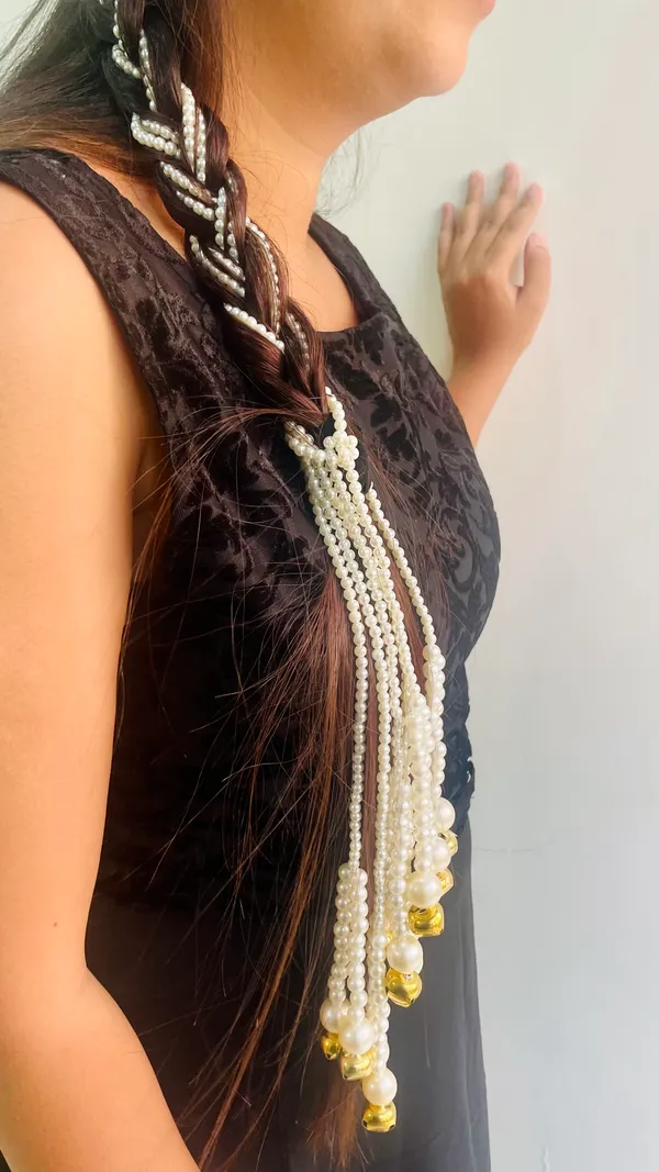 Mukta_-_Pearl_Hair_Parandi_(Pack_of_1)