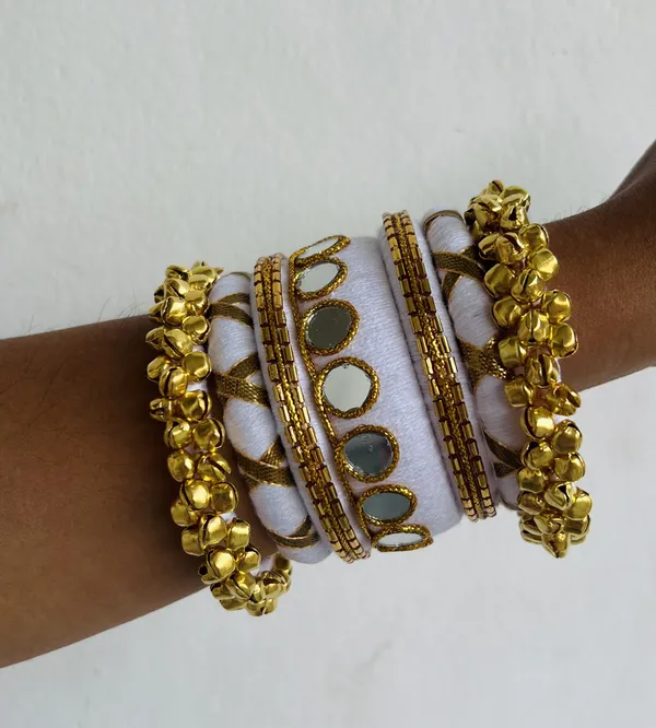 Navya-_Handmade_Bangles_(Stack_of_7)