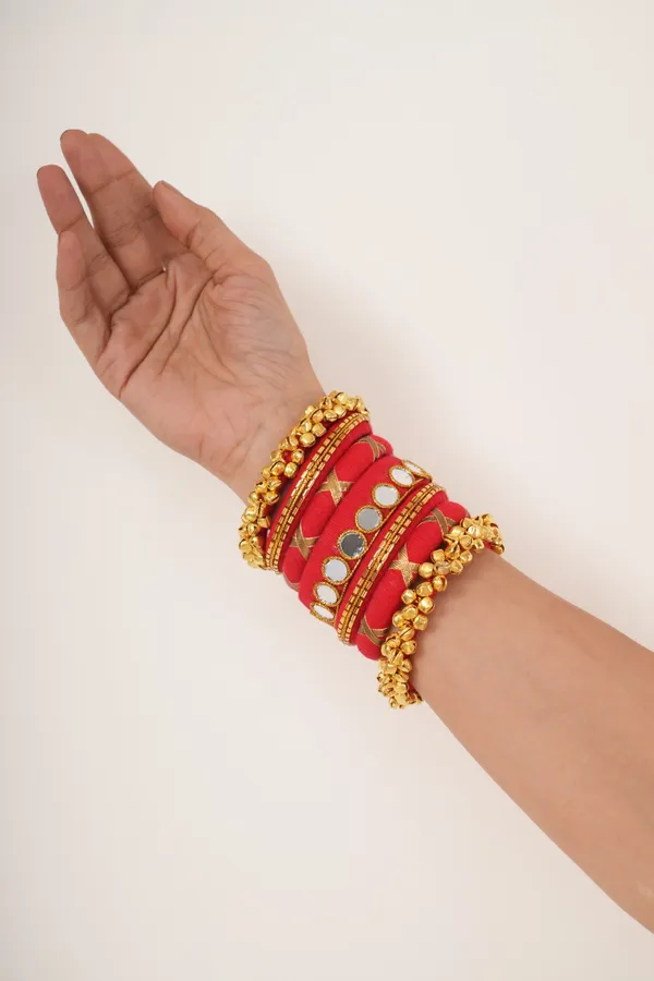 Navya_-_Stack_of_14_bangles_(for_both_hands)