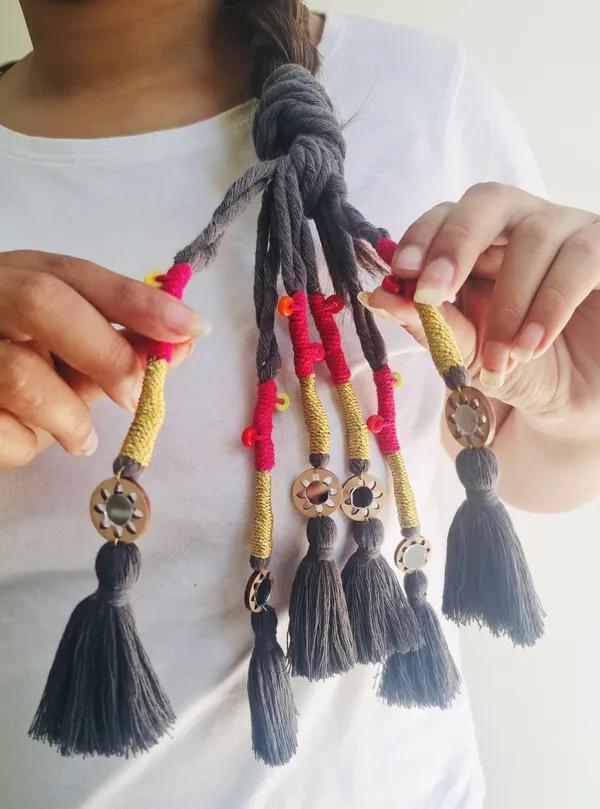 Neelima_-_Boho_Hnadmade_Parandi_(Dark_Grey_-Pack_of_1)