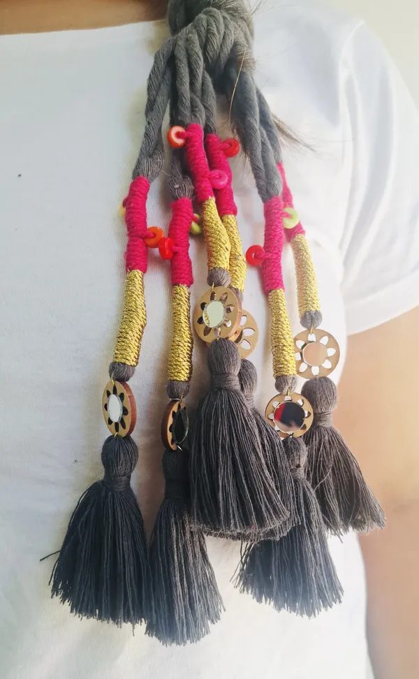 Neelima_-_Boho_Hnadmade_Parandi_(Dark_Grey_-Pack_of_1)