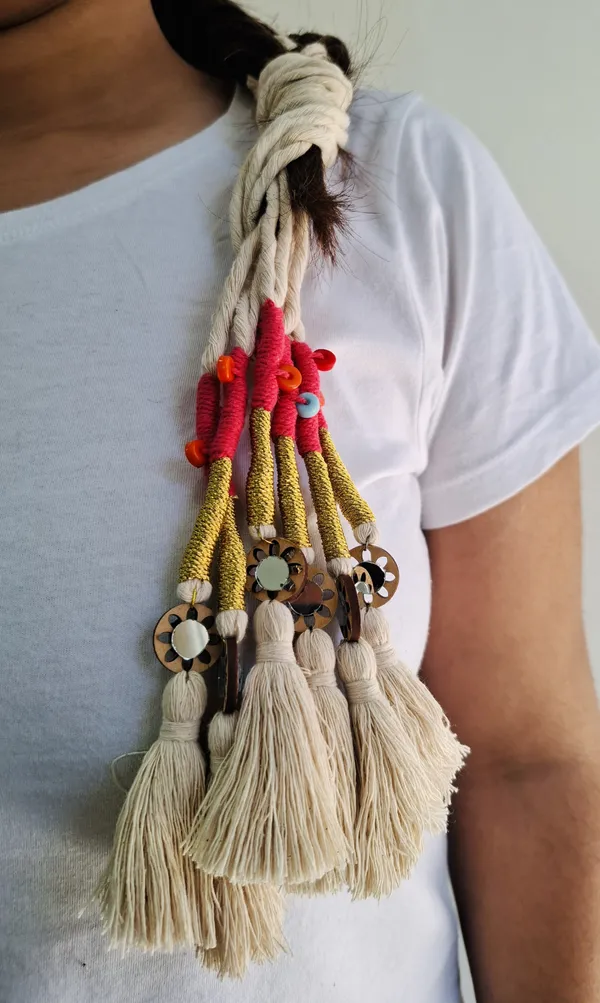 Neelima_-_Boho_Hnadmade_Parandi_(Off_white_-Pack_of_1)