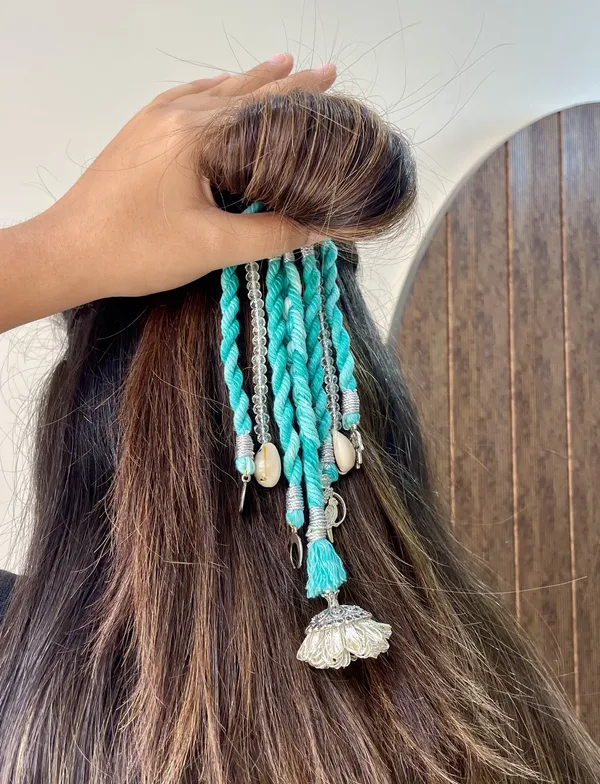 Neer_-_Boho_Hair_String_(Pack_of_1)