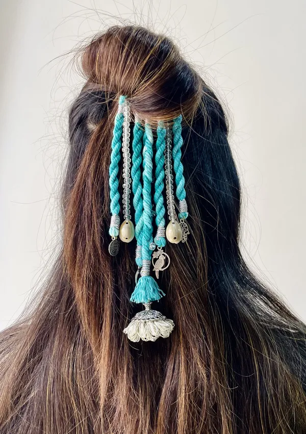 Neer_-_Boho_Hair_String_(Pack_of_1)
