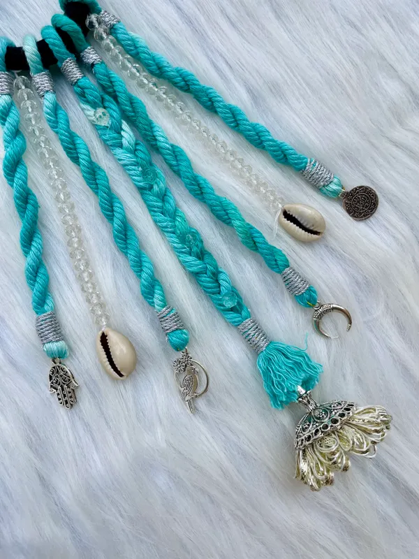 Neer_-_Boho_Hair_String_(Pack_of_1)