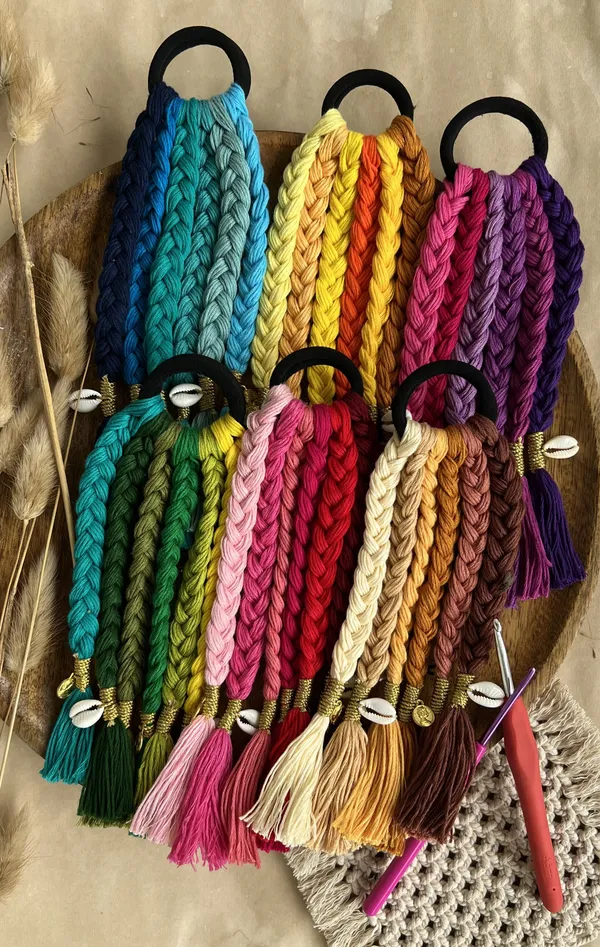 Siya_-_Short_Hair_Strings_(Blue)