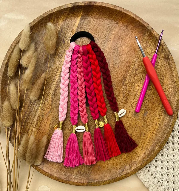 Siya_-_Short_Hair_Strings_(Pink)