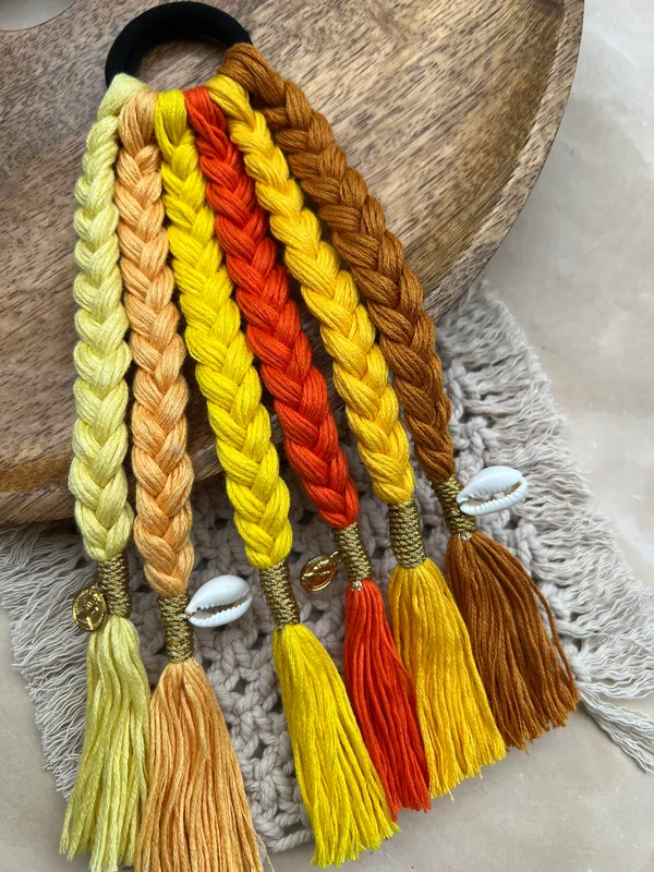 Siya_-_Short_Hair_Strings_(Yellow)
