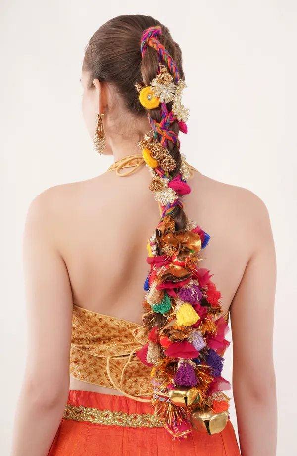 Patakha_Kudi_-_Handmade_Boho_Parandi