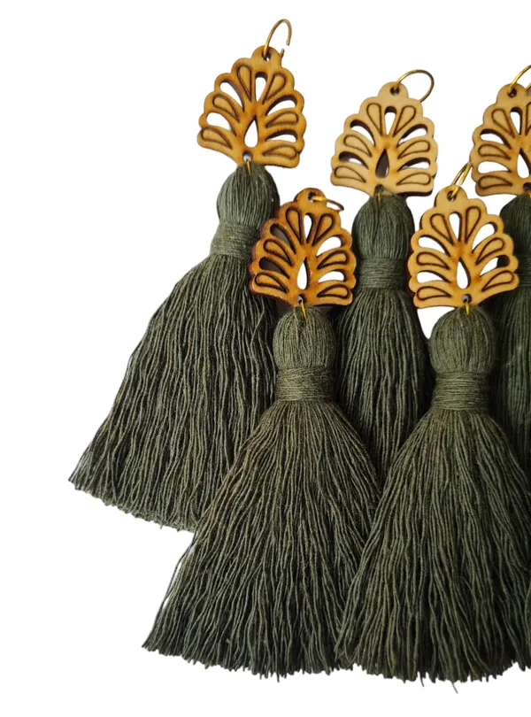 Military_Green_Mini_Cotton_Handmade_Tassels_with_wooden_leaf_,_Pack_of_10