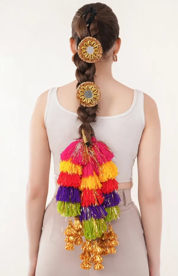 Desi_Jalwa_-_Boho_Handmade_Parandi_with_2_brooches