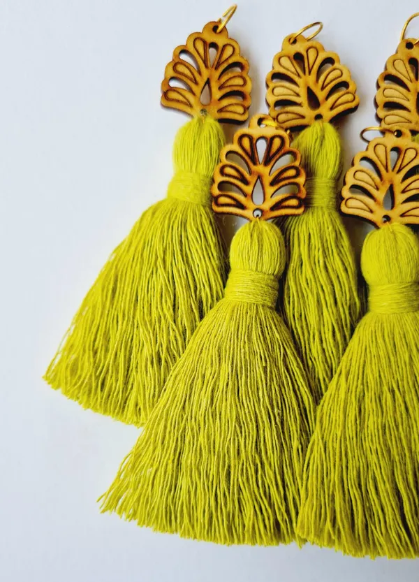 Olive_Green_Mini_Cotton_Handmade__Tassels_with_wooden_leaf__,_Pack_of_10