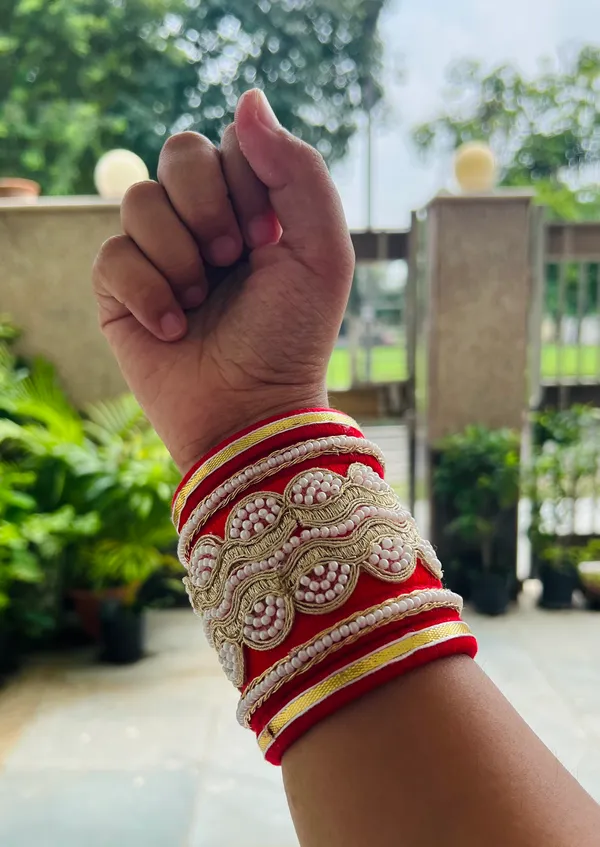 Madhurima_-_Handmade_Bangles_(Stack_of_5)