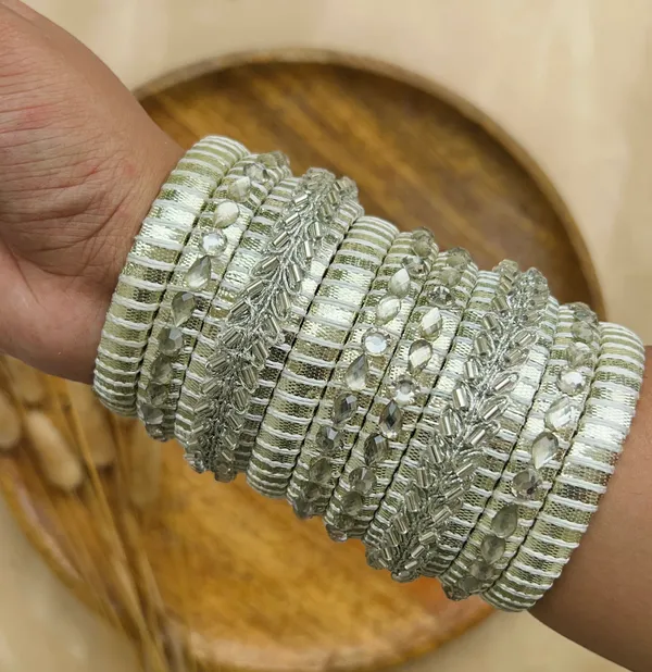 Chandni_-_Handmade_Bangles_(Stack_of_10)