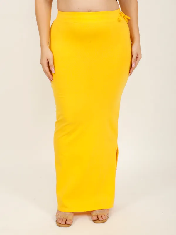 Yellow_Cotton_Saree_Shapewear_For_Women_&_Girls