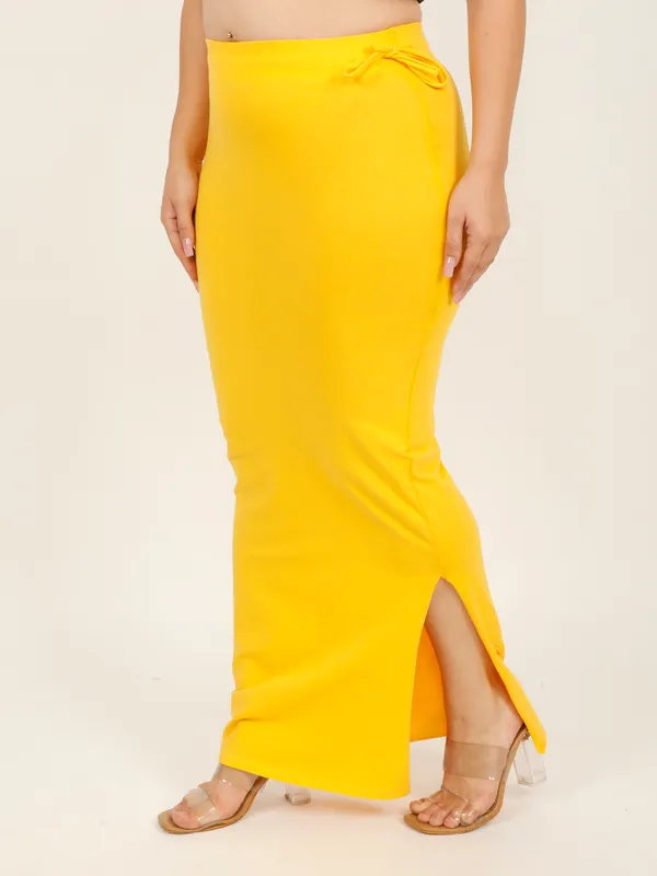 Yellow_Cotton_Saree_Shapewear_For_Women_&_Girls