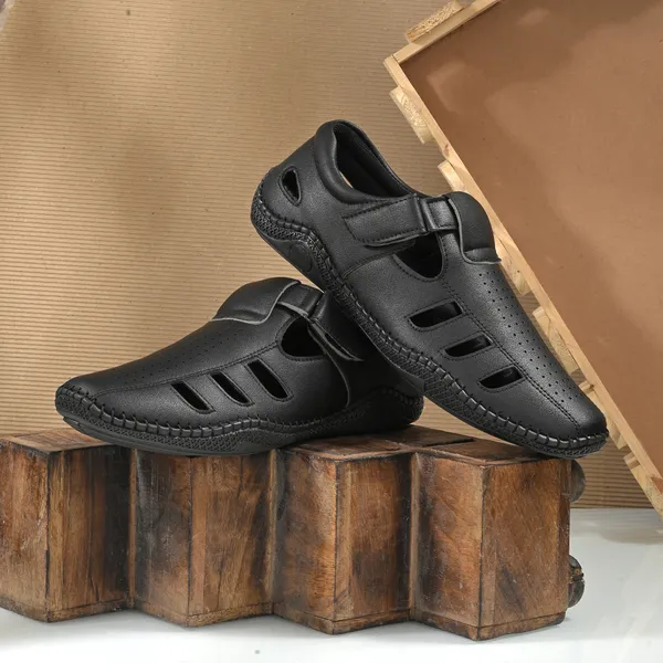 KASTAVA_Premium_Cushioned_Fisherman_Men_Sandals_(Black)