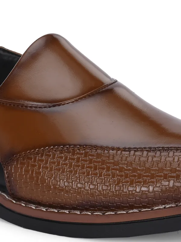 KASTAVA_Premium_Synthetic_Peshawari_Men_Sandals_(Tan)
