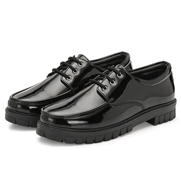 Classic_derby_with_thick_sole_from_Kastava