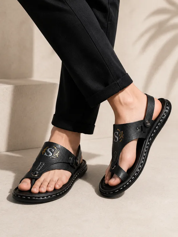 Black_Peshwari_Cum_Casual_Synthetic_Leather_Sandal_And_Slipper_For_Men-_Kastava