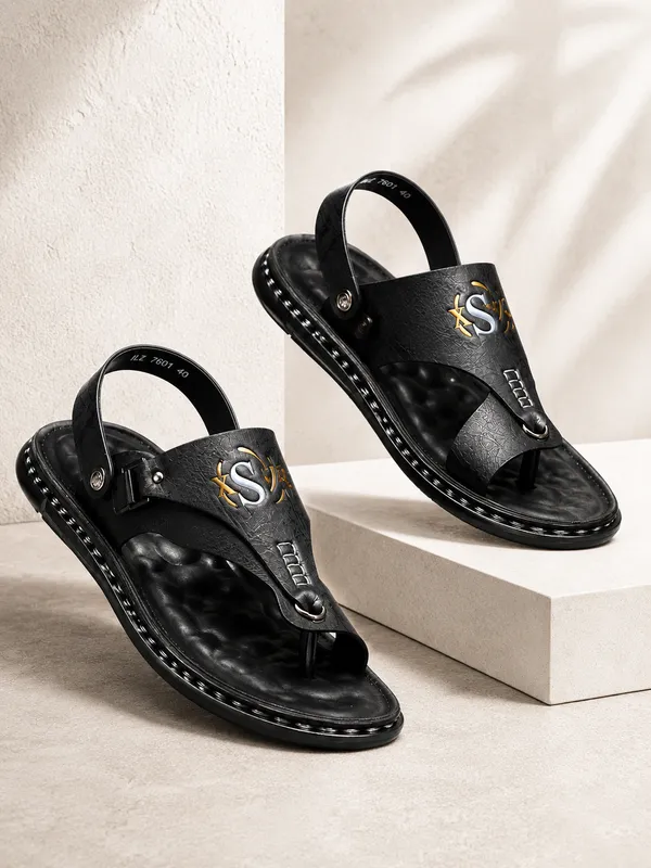 Black_Peshwari_Cum_Casual_Synthetic_Leather_Sandal_And_Slipper_For_Men-_Kastava
