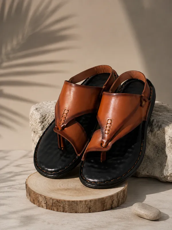 Genuine_leather_sandals_for_a_comfortable_and_durable_wear