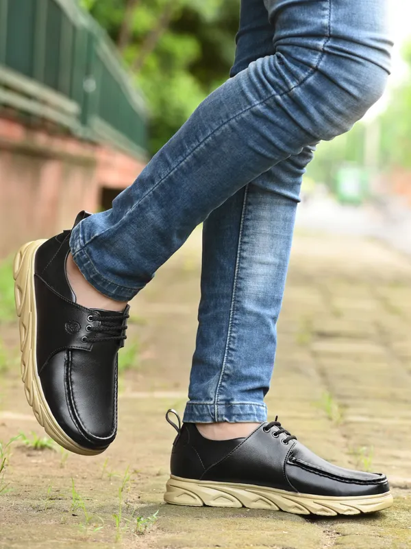KASTAVA_Casual_Shoes,_Black_Lace_Up_Sneakers_For_Men_(Black)