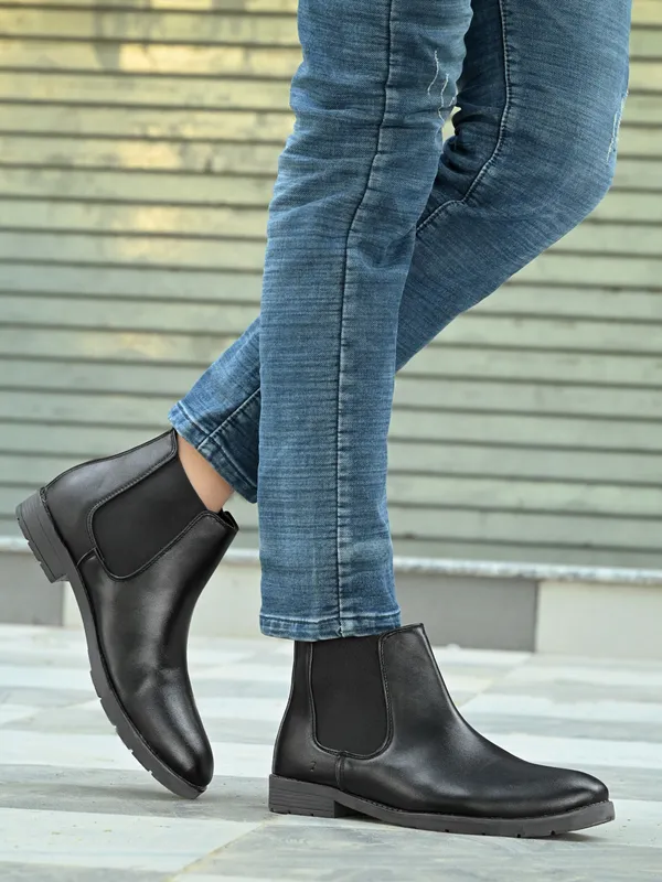 KASTAVA_Premium_Synthetic_Stylish_Boots_For_Men_(Black)