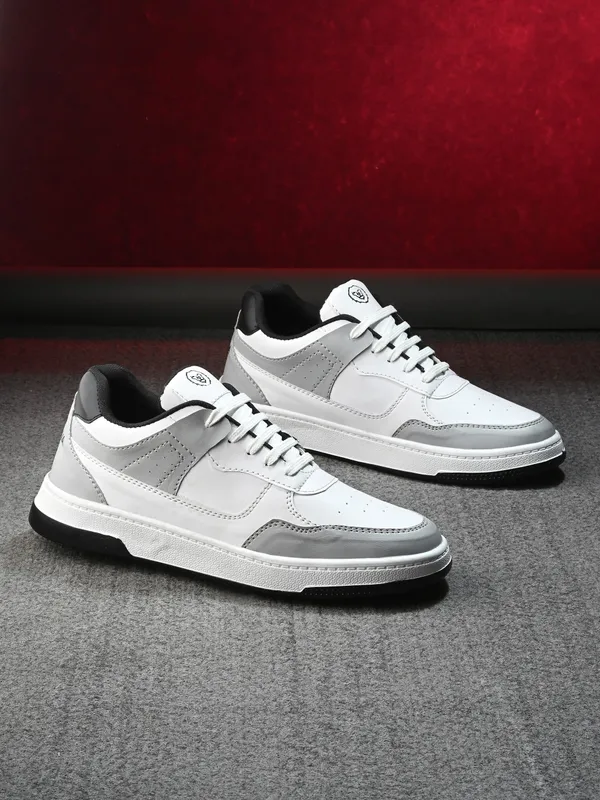 KASTAVA_Premium_Everyday_Egde_Casual_Sneakers_For_Men_(White)