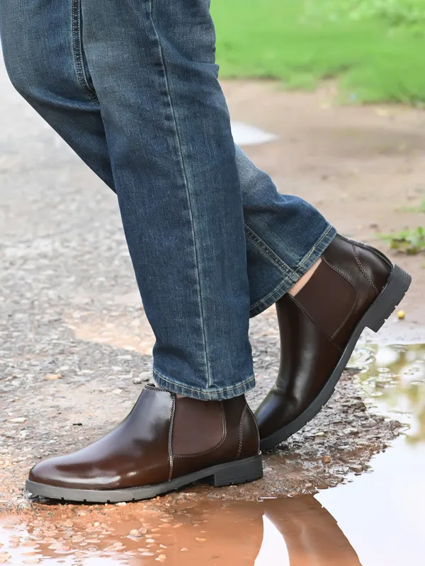 KASTAVA_Premium_Synthetic_Half_Chalsea_Boots_For_Men_(Brown)