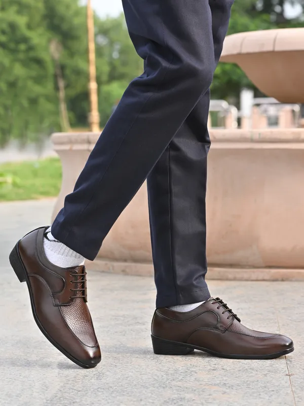 KASTAVA_Kastava_KS-125_Formal_Synthetic_Lace-Up_Derby_For_Men_(Brown)