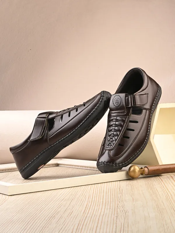 KASTAVA_Men_Sandals_(Brown)