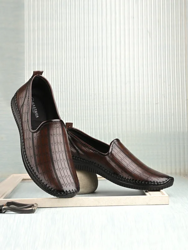 KASTAVA_Kastava_KS-130_Casual_Synthetic_Slip-On_Jutis_For_Men_(Brown)