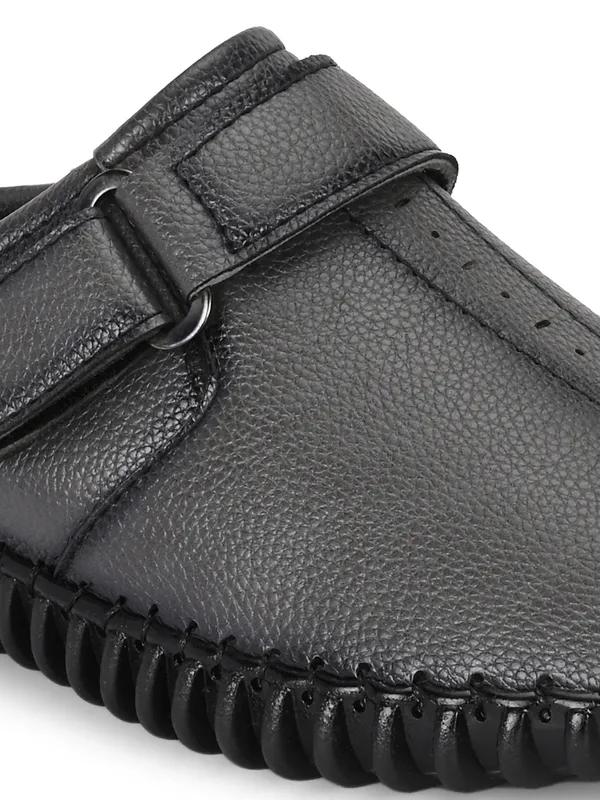 Kastava_ComfortFit_GreyVelcro_Slip-On_for_Men