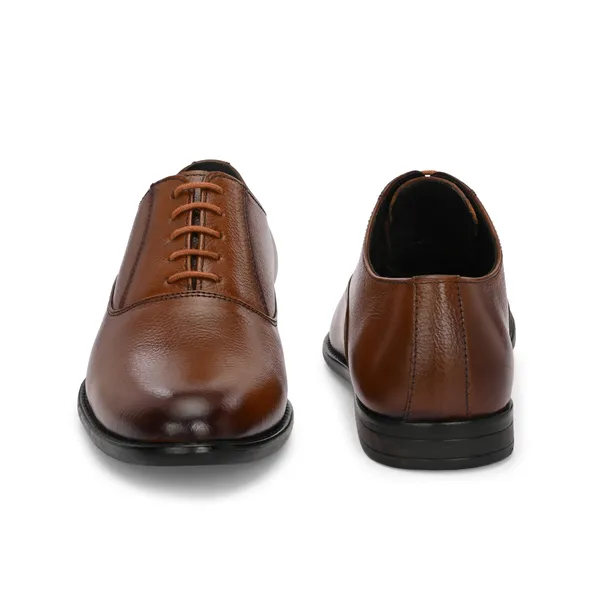 Premium_leather_shoes_with_cushioned_insole_and_Tpr_sole_for_office_and_party_wear