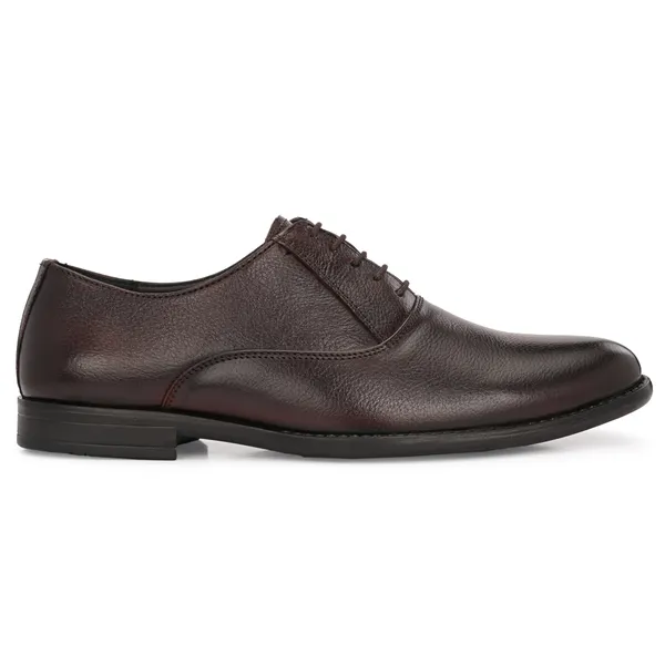 Premium_leather_shoes_with_cushioned_insole_and_Tpr_sole_for_office_and_party_wear