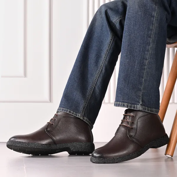 STYLISH_AND_COMFORTABLE_BOOT_FOR_A_BOLD_STATEMENT