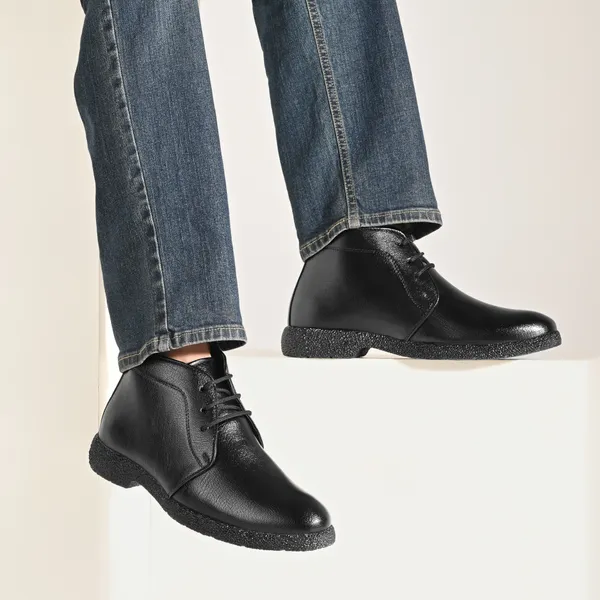 STYLISH_AND_COMFORTABLE_BOOT_FOR_A_BOLD_STATEMENT