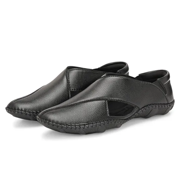 Stylish_Peshawari_sandals_with_cushioned_insoles