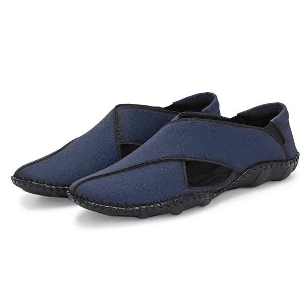 Stylish_Peshawari_sandals_with_cushioned_insoles