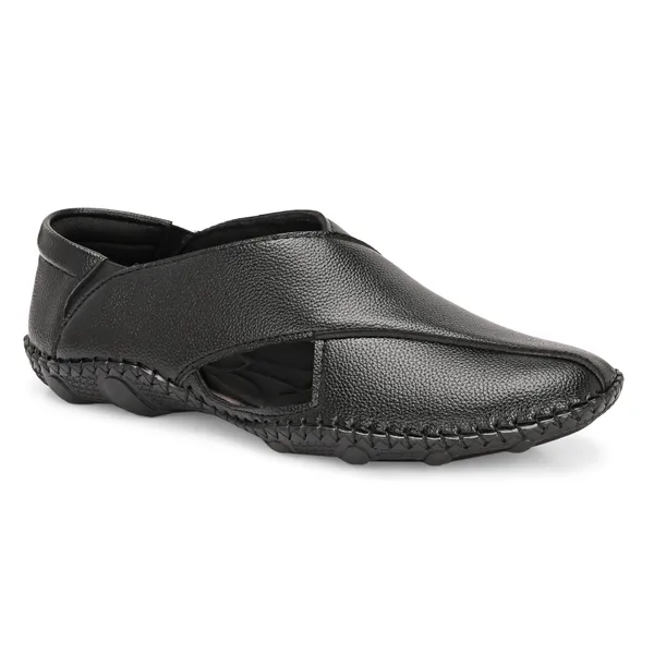 Stylish_Peshawari_sandals_with_cushioned_insoles