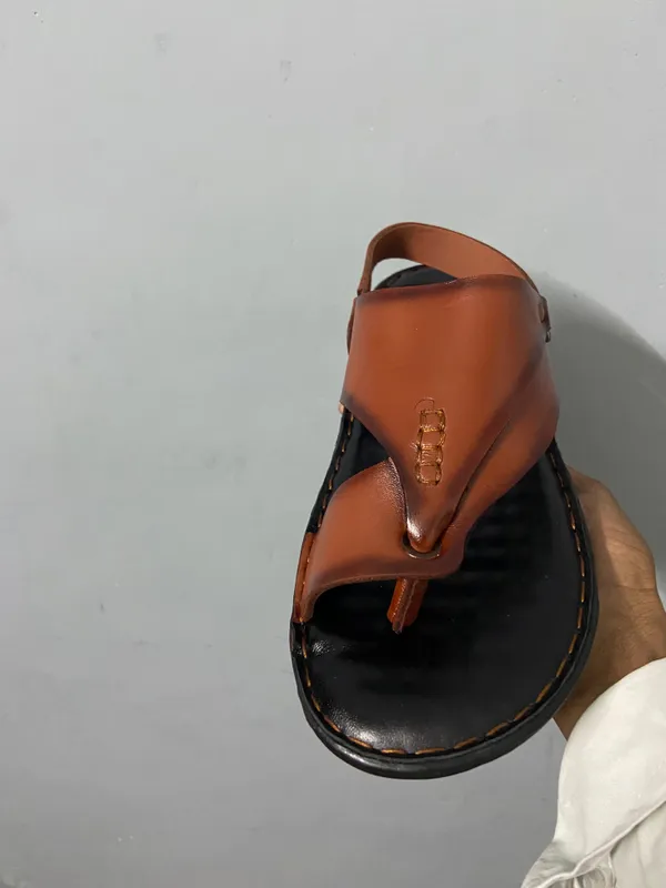 Genuine_leather_sandals_for_a_comfortable_and_durable_wear