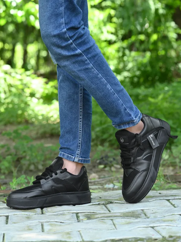 Black_Synthetic_Leather_Lace-Ups_Casuals_Shoes_For_Men