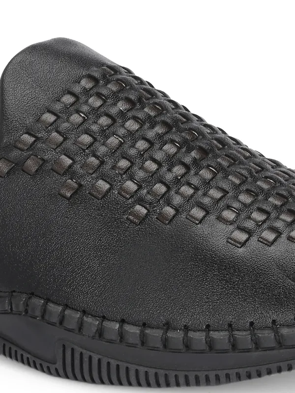 KASTAVA_Lightweight_Comfort___Trendy_Premium_Stylish_Casuals_For_Men_(Black)