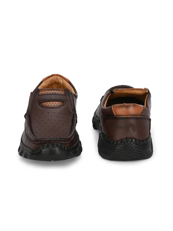 Brown_Premium_Stylish_Lightweight_Sneakers_For_Men-_Kastava