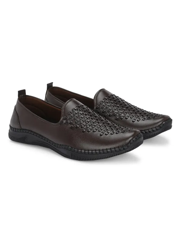 KASTAVA_Lightweight_Comfort___Trendy_Premium_Stylish_Casuals_For_Men_(Brown)